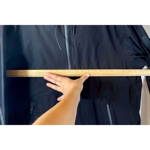 MAAP Roam Water & Wind Proof Bungee Hem Hooded Performance Jacket Men's XXL - Picture 11 of 12